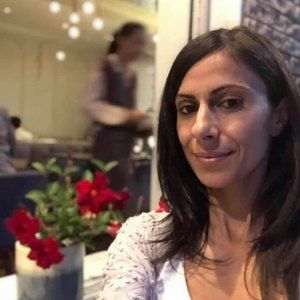 Meet your Posher, Dana